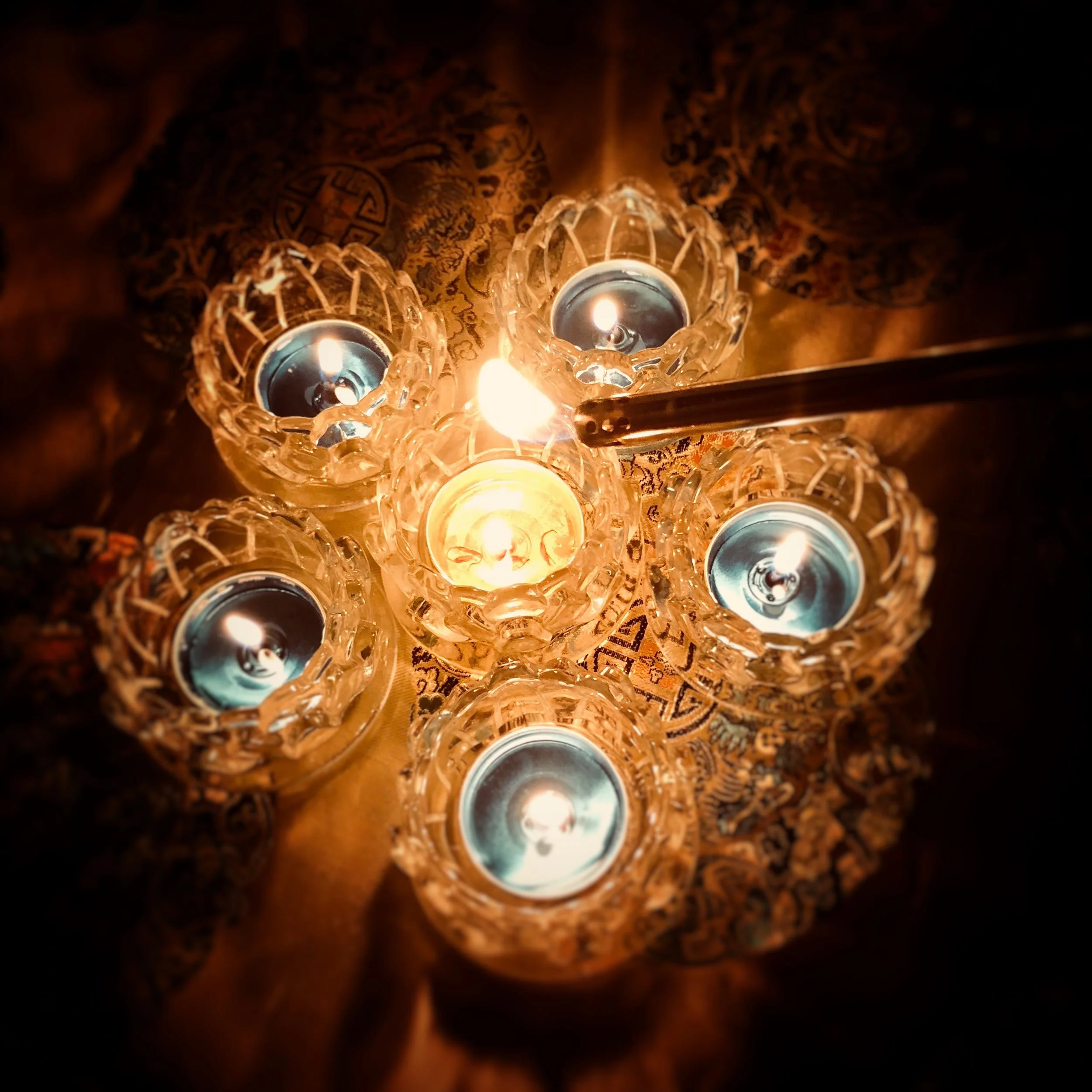 6 lights.jpg