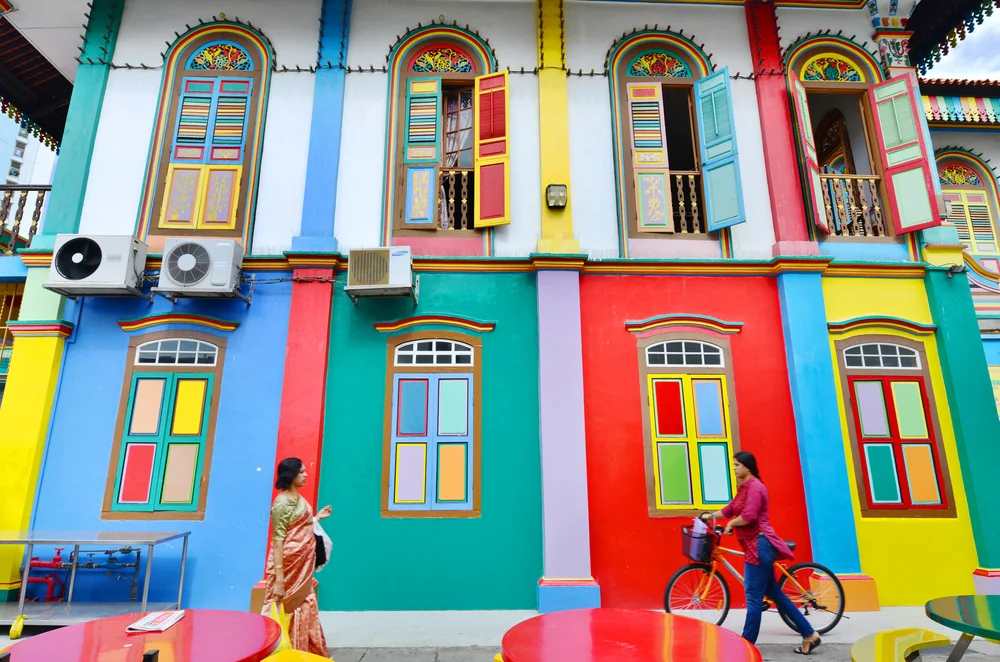 Venerable Jing Yuan:Greetings   净远法师:问好