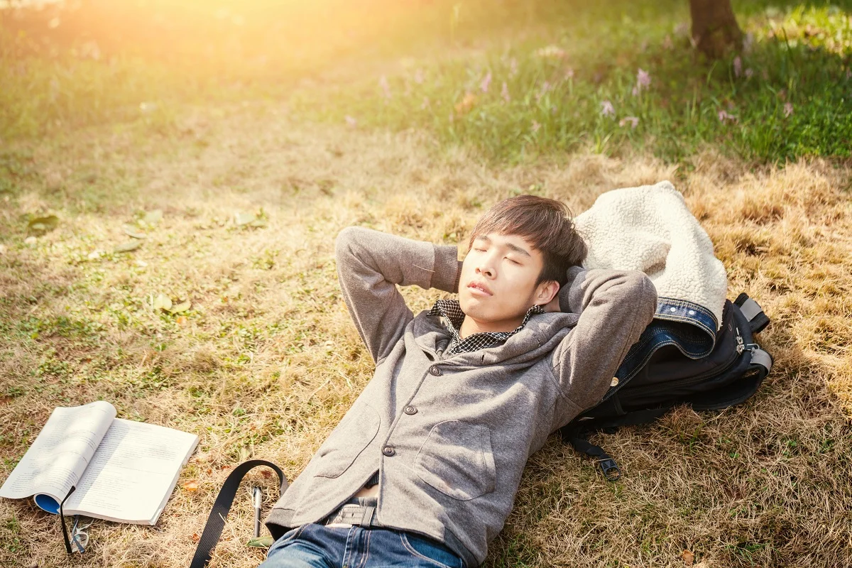 【Listening 听闻】View those who are non-virtuous as Buddha 莫觉如担