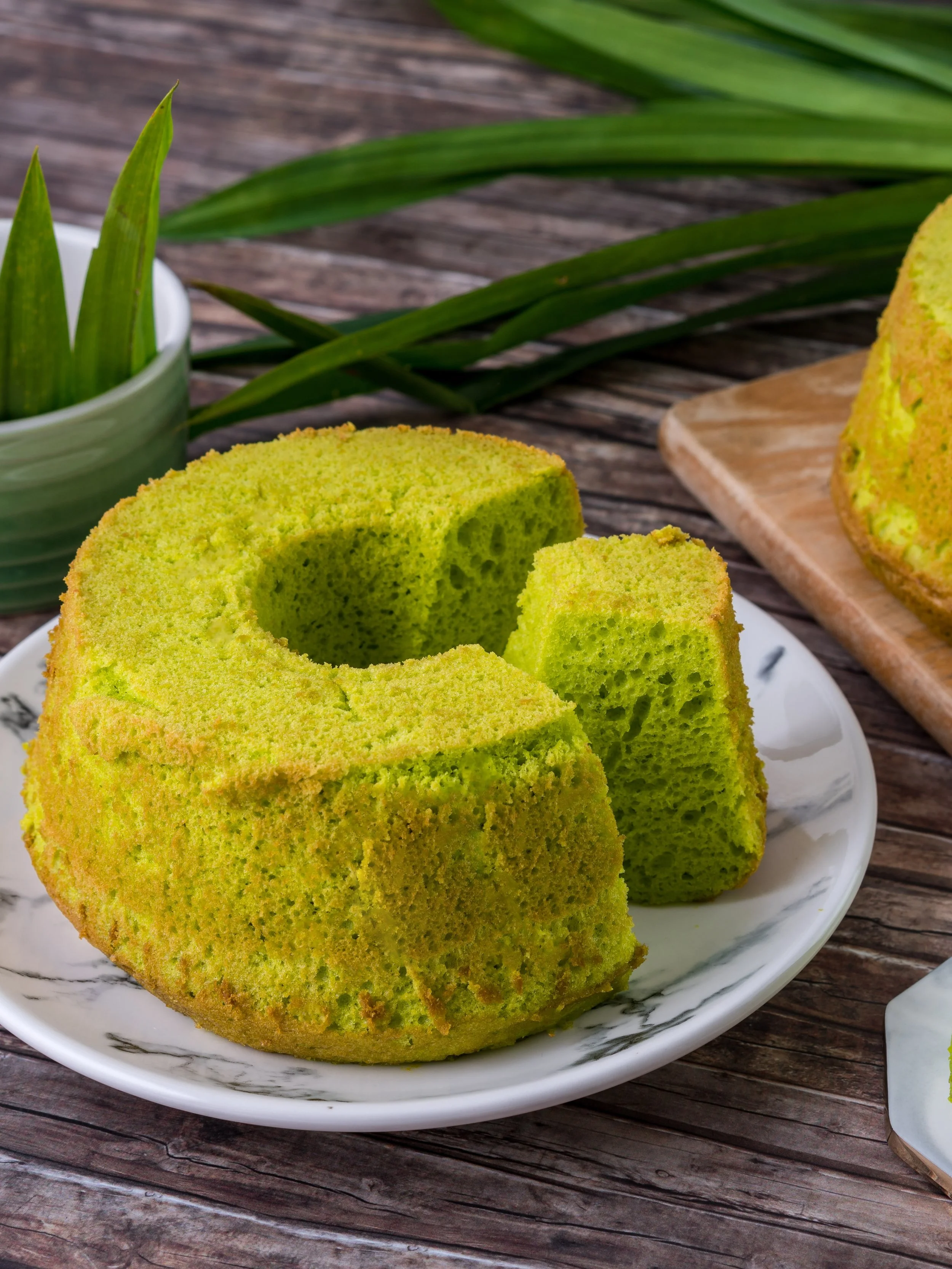 1 Pandan Chiffon Cake.jpg
