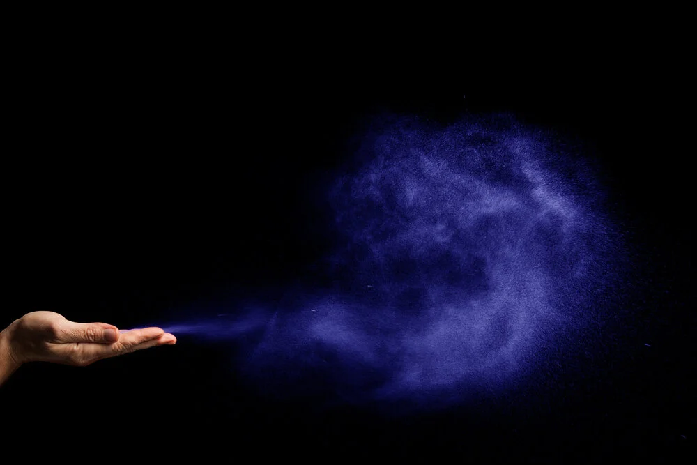 【Human Life of Leisure and Opportunity 暇满】Dust particles on the tip of a fingernail  如爪上尘