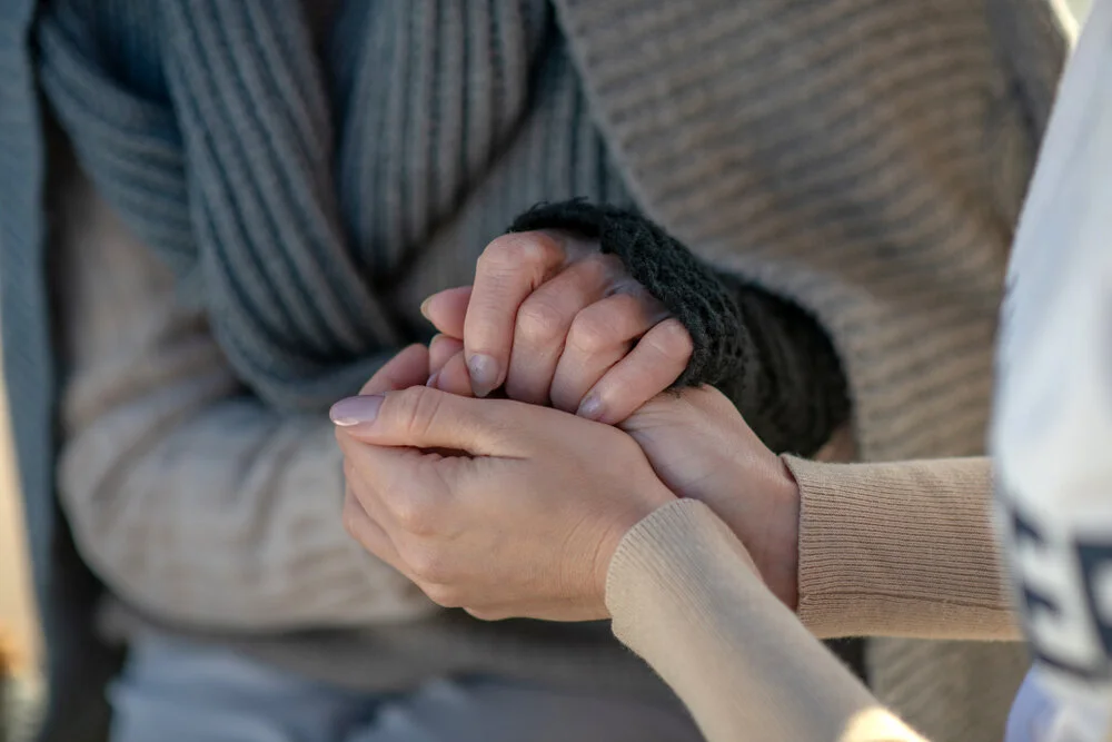 【Mindfulness of Death 念死无常】 Use this life, while it is well and available, to create virtuous karma 趁生命健在的时候造善业                  
