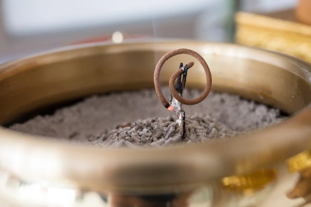 【 Going for Refuge to the Three Jewels 皈依 】 If we do not offer in this lifetime, you will have no opportunity in your next life 这一生不供，下一世更没机会