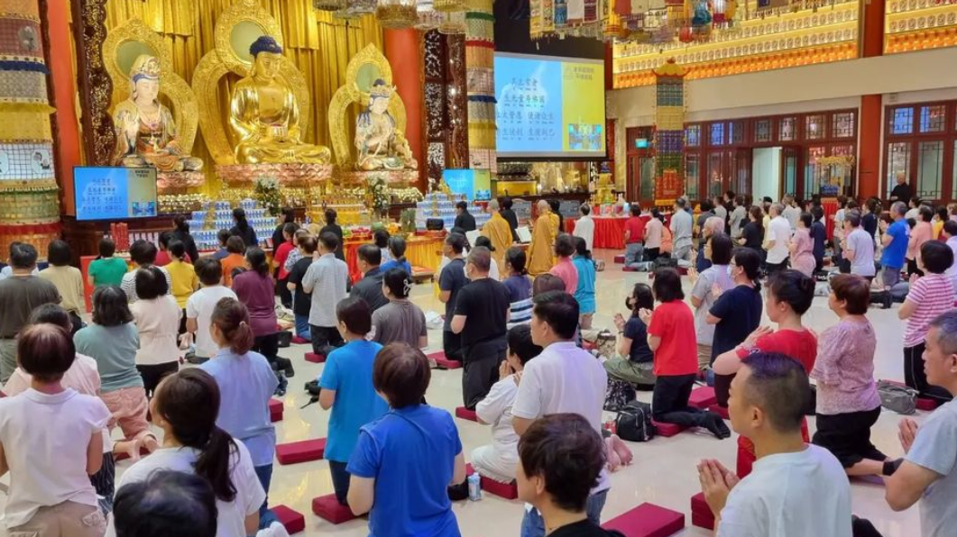 Thousand Future Buddhas Repentance Puja 礼未来千佛法会