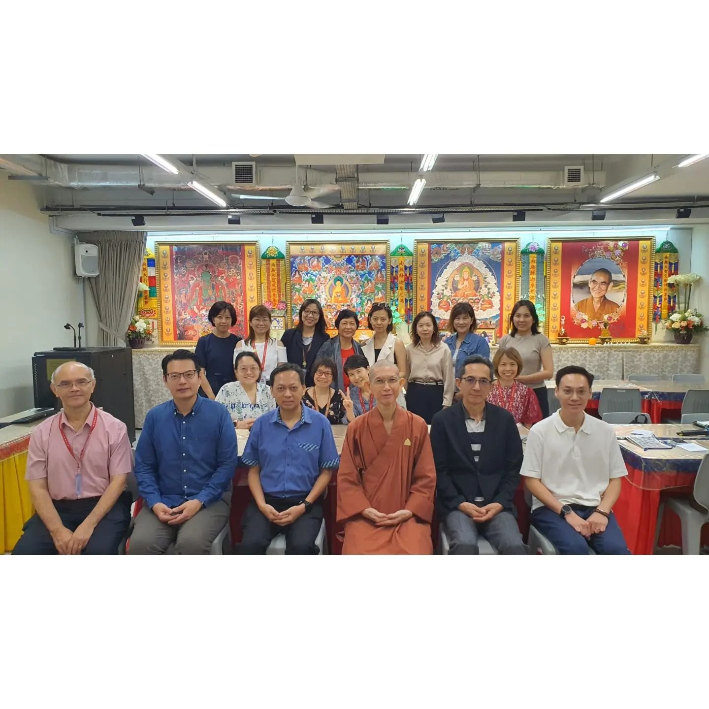 The English Dharma Propagation Department (EDPD) just wrapped up a briefing for our next generation of class cadres on 10 April 2024.

The room buzzed with energy as participants dove into discussions. Get ready to welcome these amazing new leaders t