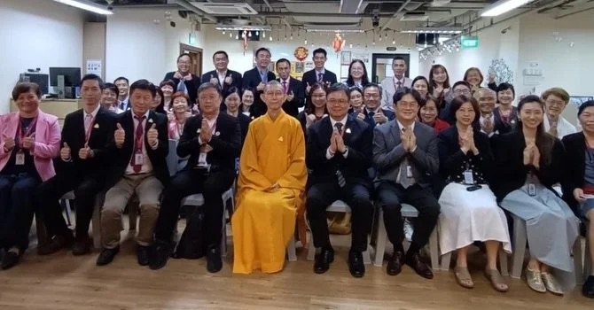 On 31 January 2026, the Bilingual Lecturers Training concluded successfully at the Bugis Learning Centre. A total of 31 participants completed the programme, marking a meaningful milestone in their shared journey of learning.

📖 Ongoing Buddhist Lam