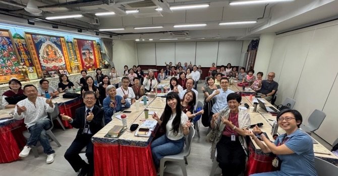 Last Wednesday, we held our first Lot Interpretation Training session of 2026, where over 40 participants were trained as Lot Interpreters. The session was led by a senior lecturer, who shared Venerable Jing Yuan&rsquo;s teachings on the meaning and 