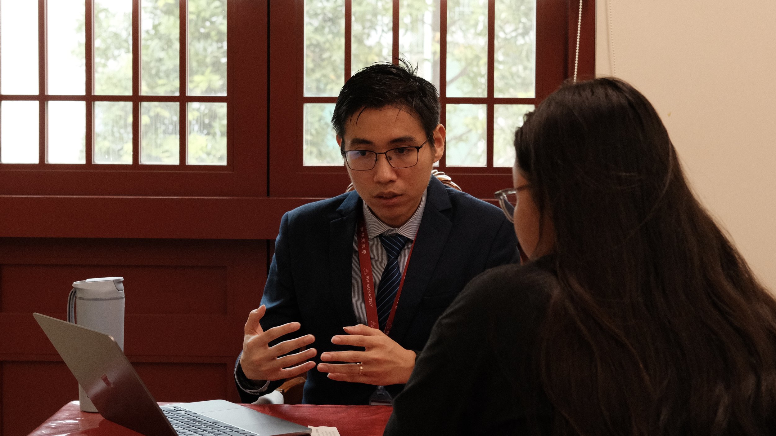 Guanyin Chronicles: Join 2 friends as they navigate academic challenges with the help of Guanyin! 📚