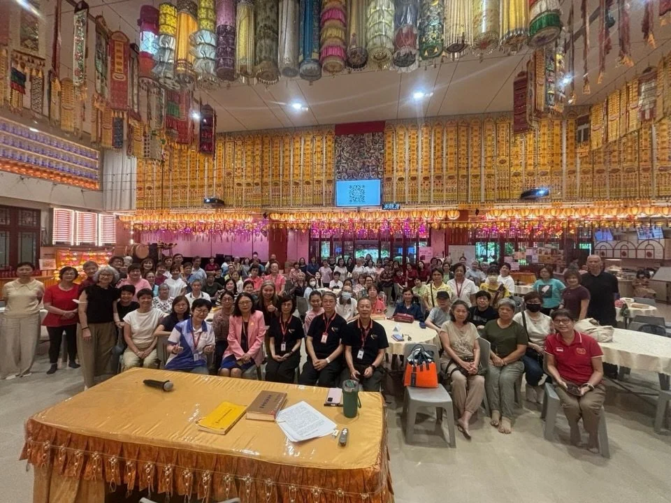 From January to April, a revision series on Relying on the Teacher was conducted across three of our districts. The series drew over 170 sign-ups, with many participants from Round 1 Lamrim Chinese classes. Through revisiting different sections of th