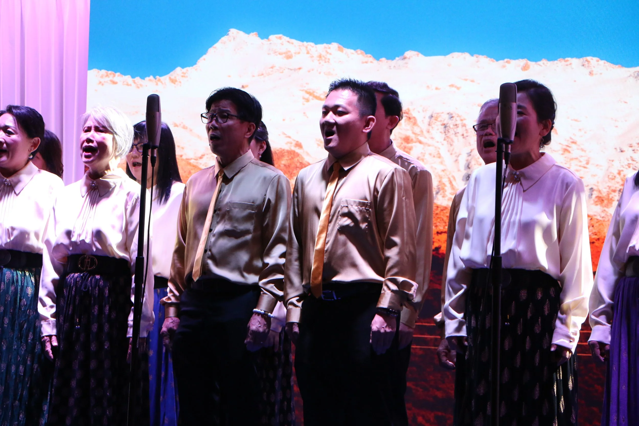 Auspicious Choir -2.JPG