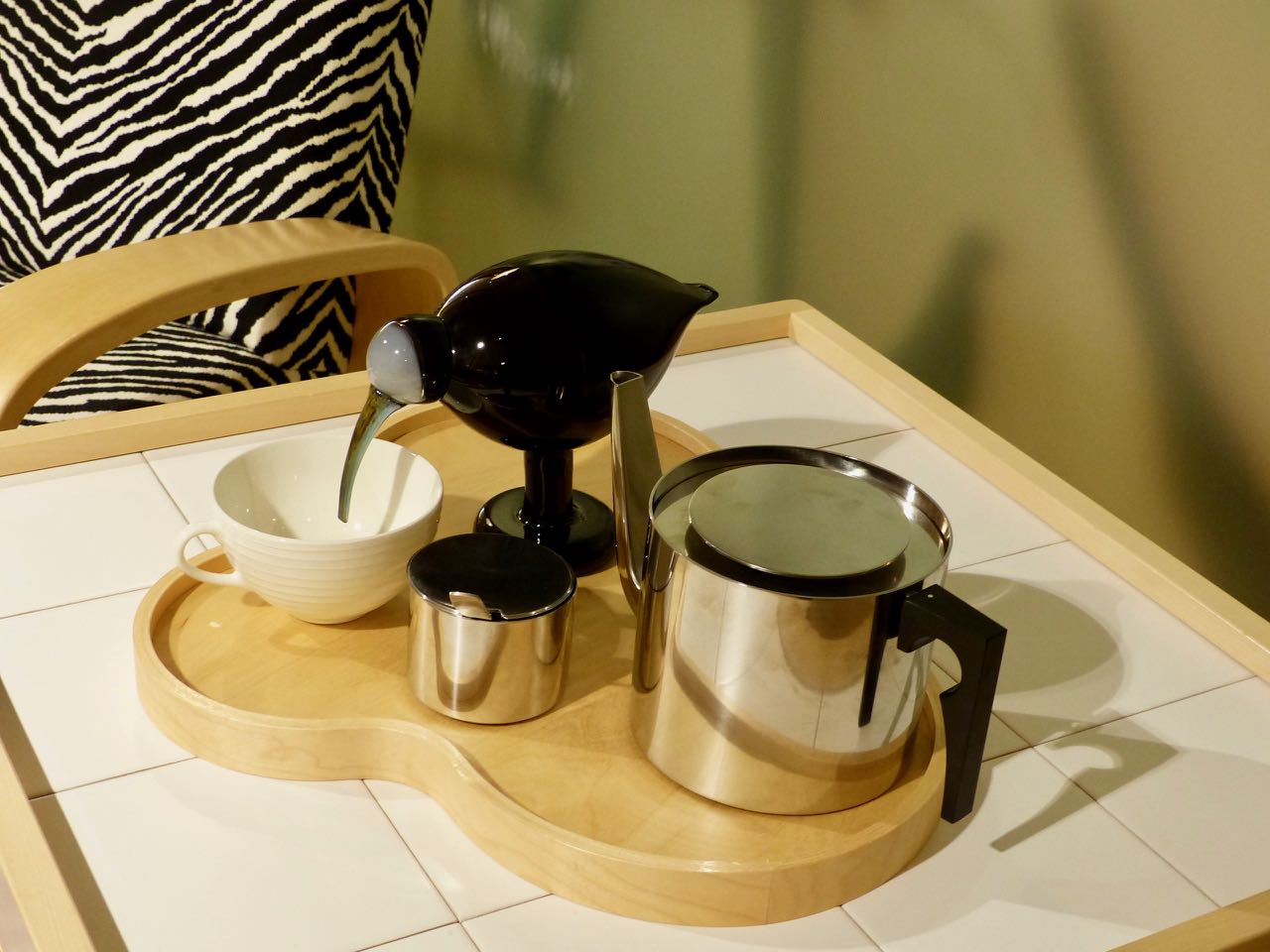 Teeservice im Vitra Haus