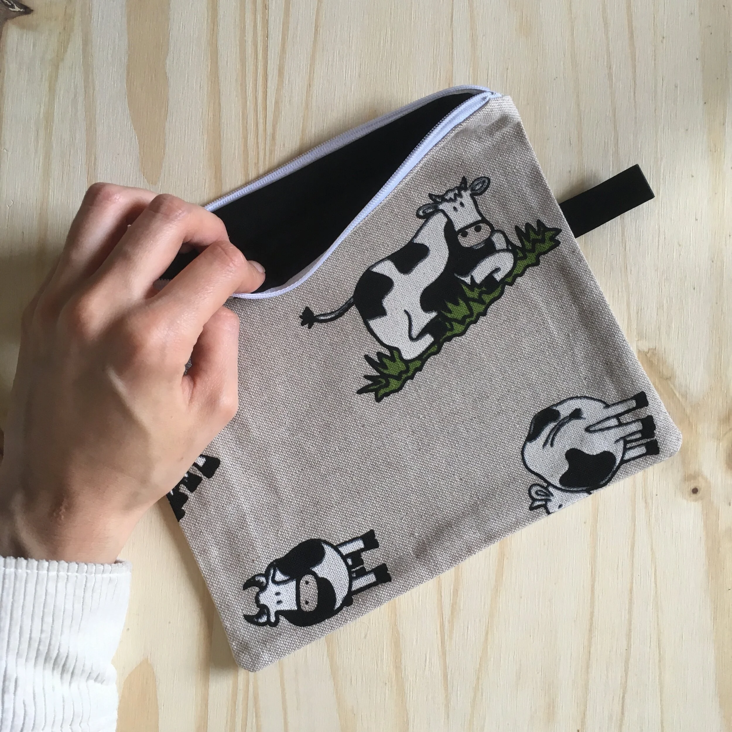 BF4DE1D2-F7E8-4755-94BC-9913E6B1C642