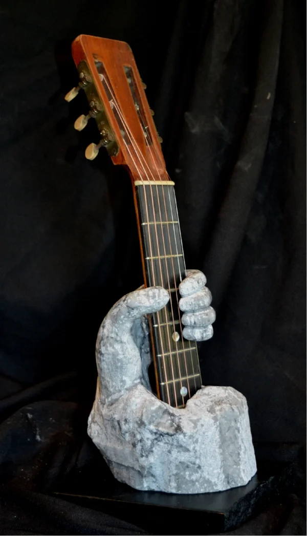 “SlotHeadClassicGrip” - Arizona Marble - soapstone base - NFS