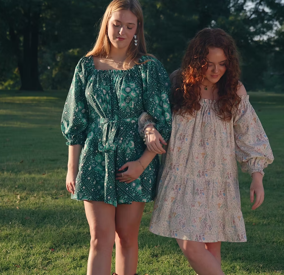 Dress 3.png