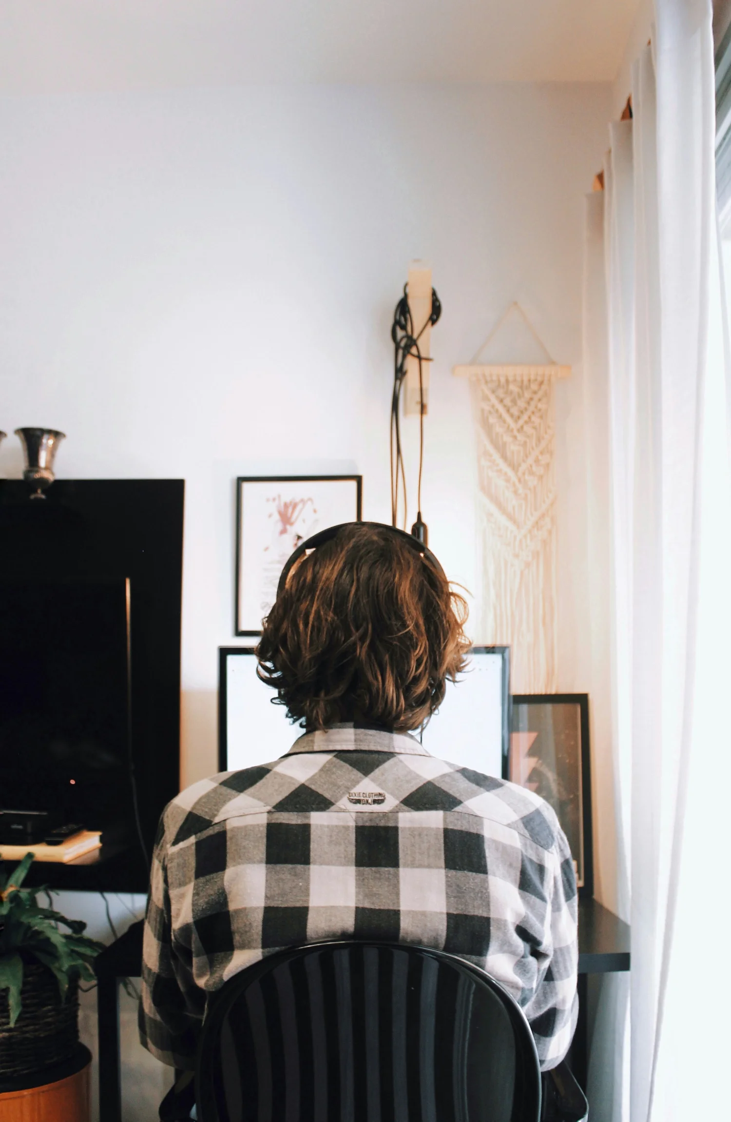Gen Z and Taskmasking: Productivity or Just Performative Work? | New ...