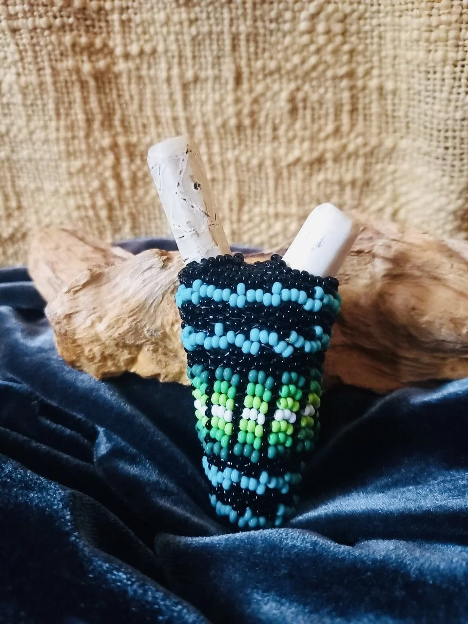 Handmade KURIPE from the Jungel of Brazil, Macaw