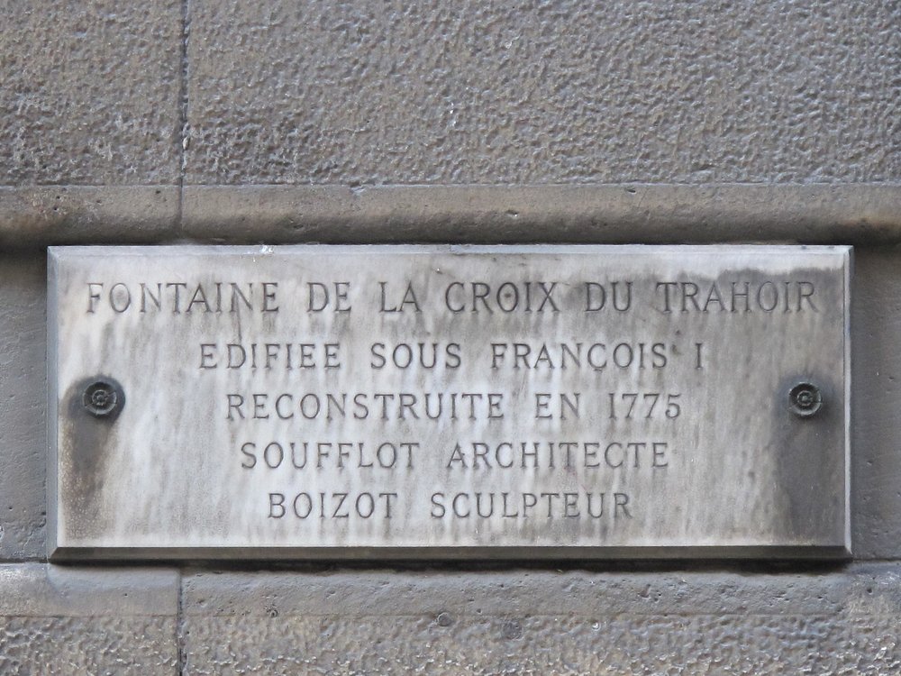 Fontaine_du_Trahoir_plaque.jpg