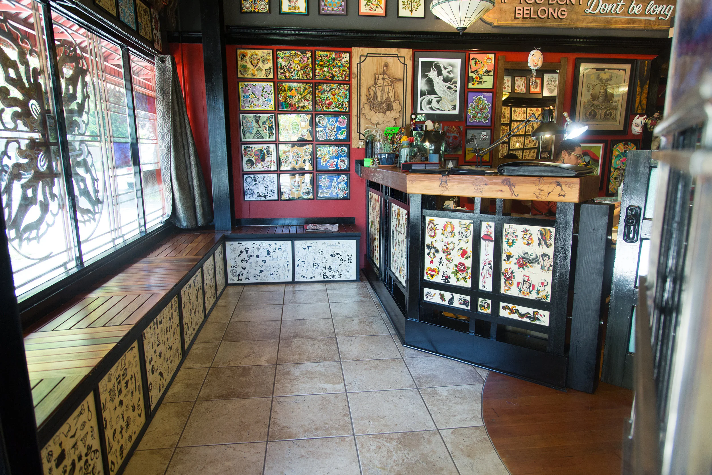 Historic Tattoo front of shop
