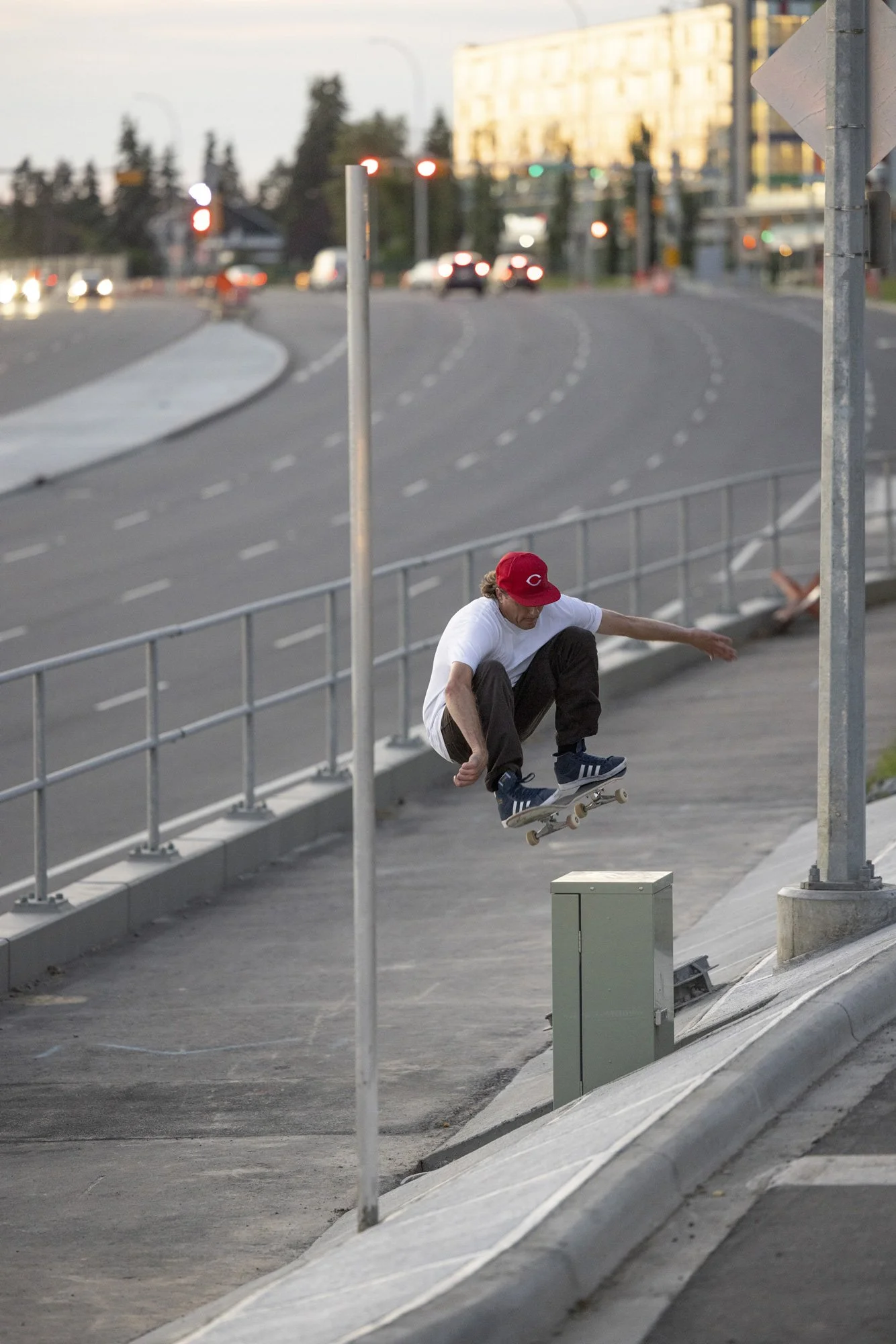 Kev-bank-box-ollie-long.jpg