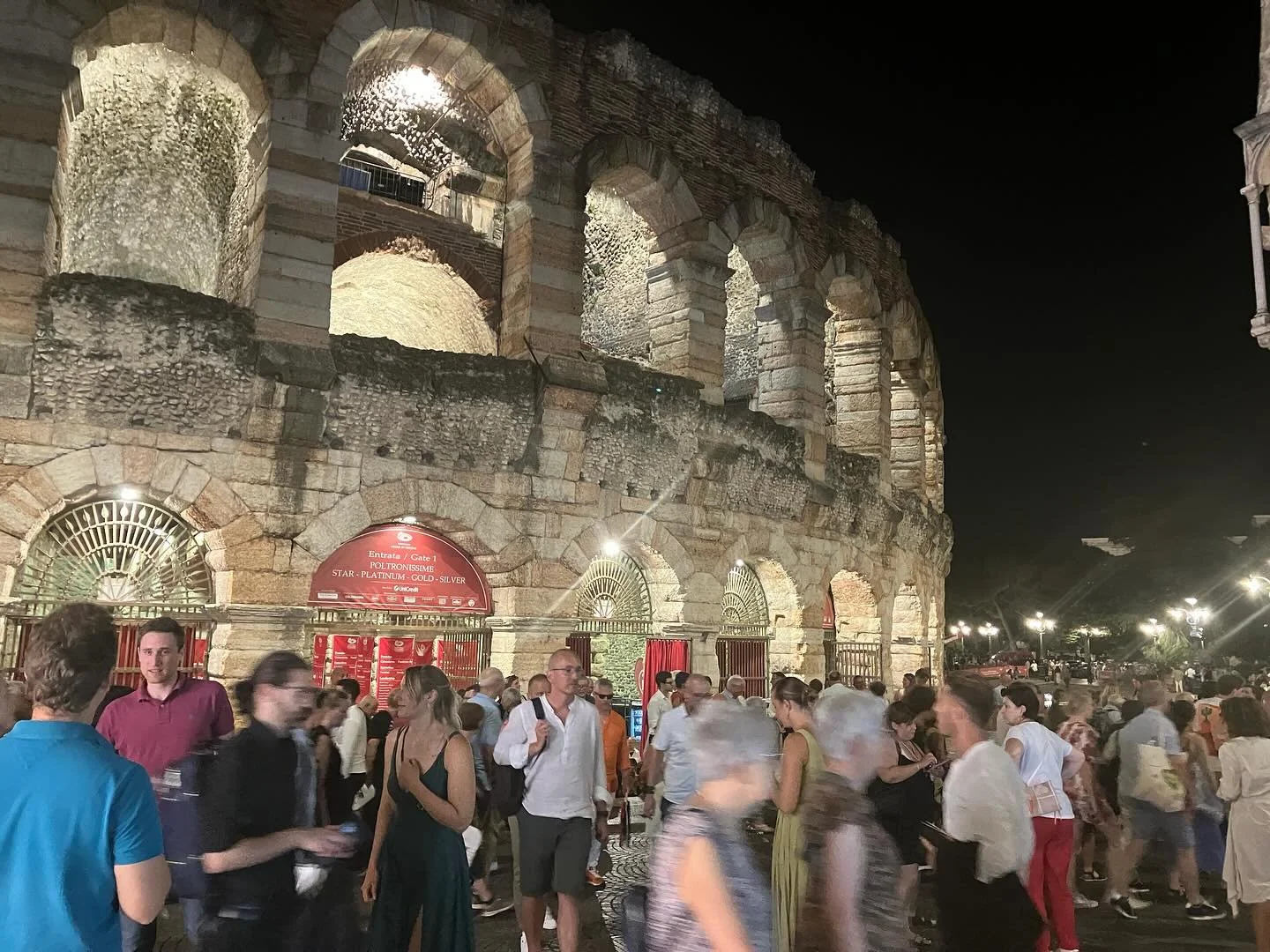 Throwback to when we spent a week in Verona at the Opera Festival and had our minds BLOWN. What&rsquo;s that? You&rsquo;re not an &ldquo;opera person?&rdquo; I bet you would be if you saw one in an ancient coliseum, under the stars. 

The Verona Oper