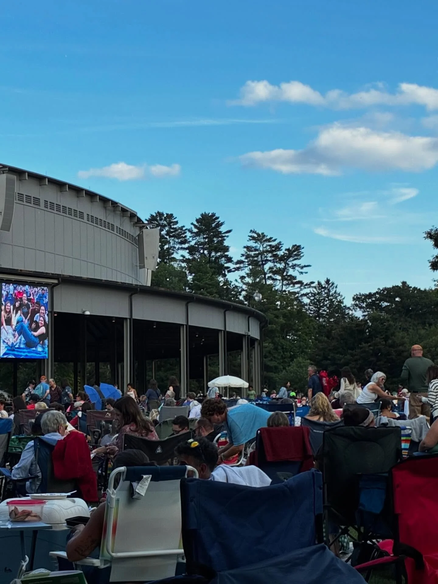 It was a beautiful night for @cynthiaerivo at #tanglewood! Amazing to watch my daughters and their friends dance, sway, and sing along. She&rsquo;s a magically talented performer, but I was blown away by her authenticity and her kindness most of all.