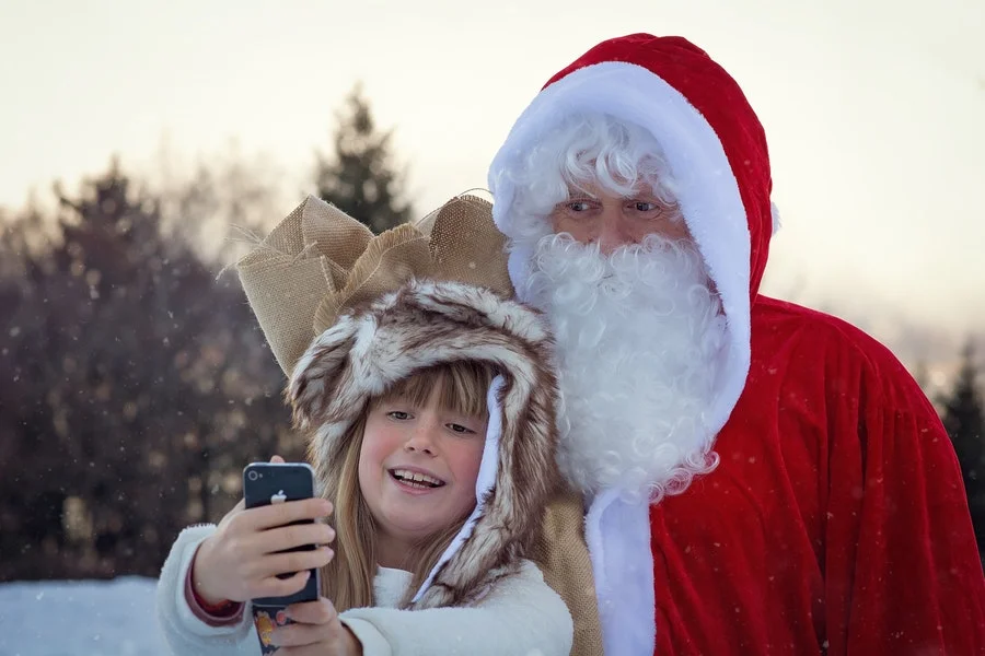 #12DaysOfXmas Day 4: What is your Attachment Style in pictures!