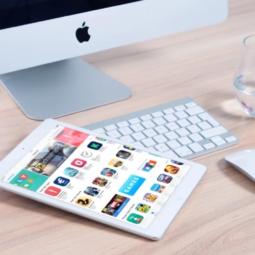 imac-apple-mockup-app-38544-3.jpeg