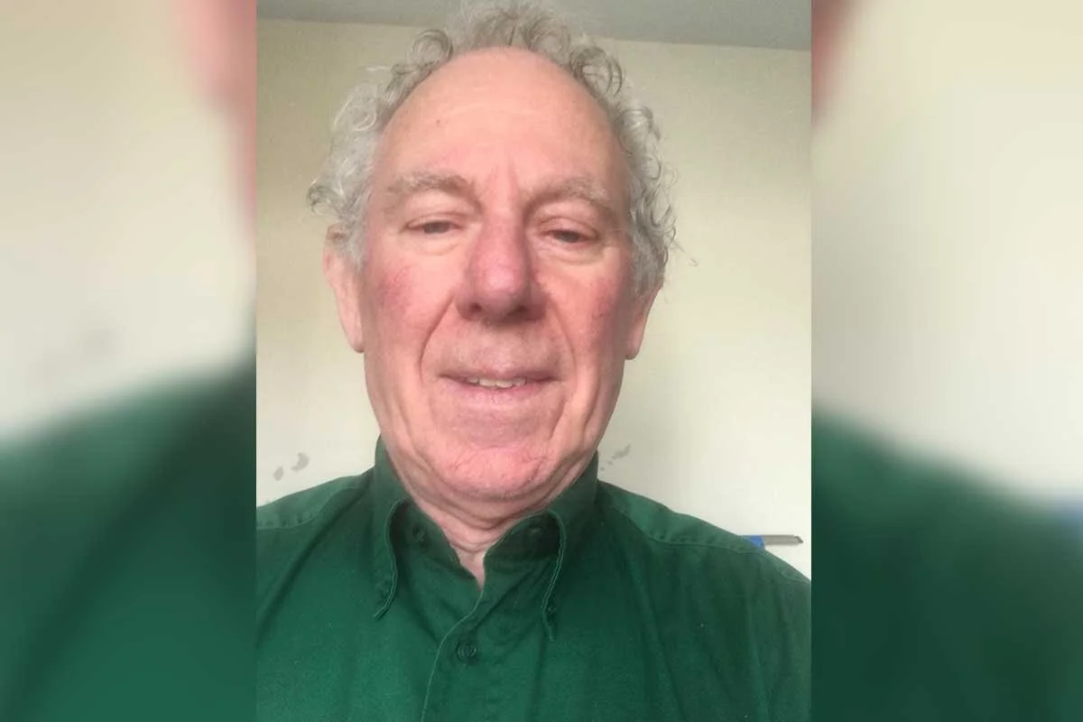 Hugh McGauran: The 75-Year-Old Wheatgrass Salesman