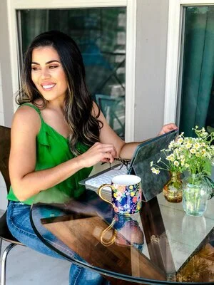 The Best Investment You Can Make If You Want To Become A Paid Influencer: Featuring LadyBossBlogger