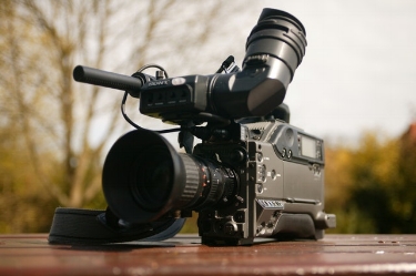 Media coverage began just as authorites arrived.