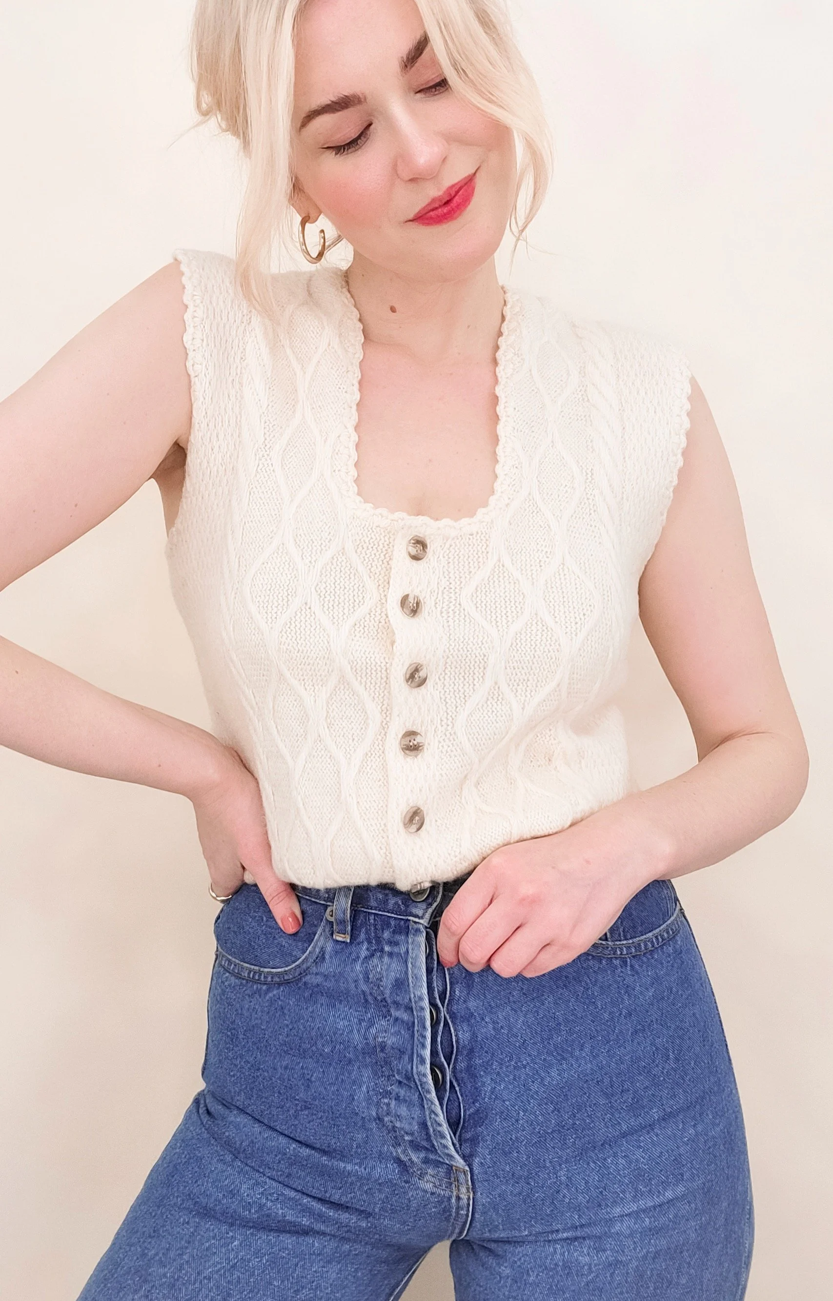 80s Ivory Wool Cable Knit Button Down Sweater Vest (Size Small)