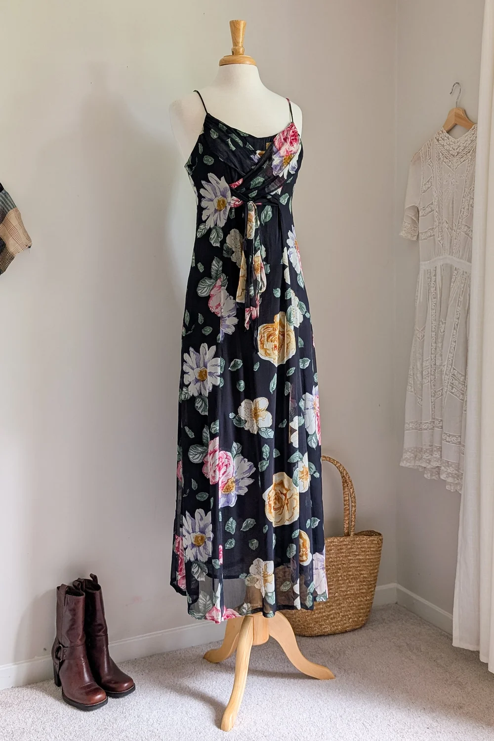 90s ruched dress Vintage 80s 90s Ruched Waist Floral Rayon Dress Sz Small Medium