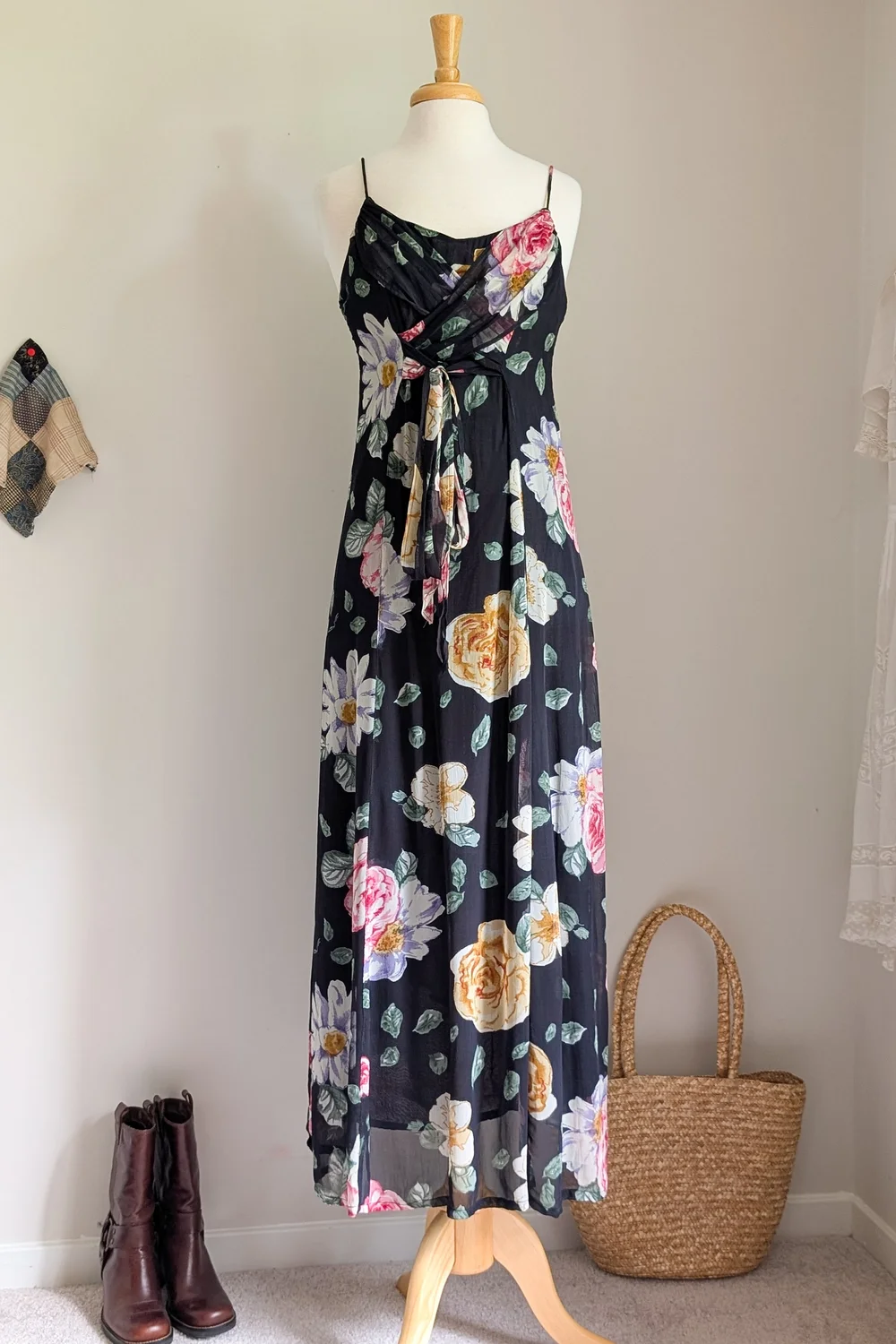 black gingham midi dress Crafted from high AMD 1/16/25 Cable knit dress black Size:XXXL(7yrs)