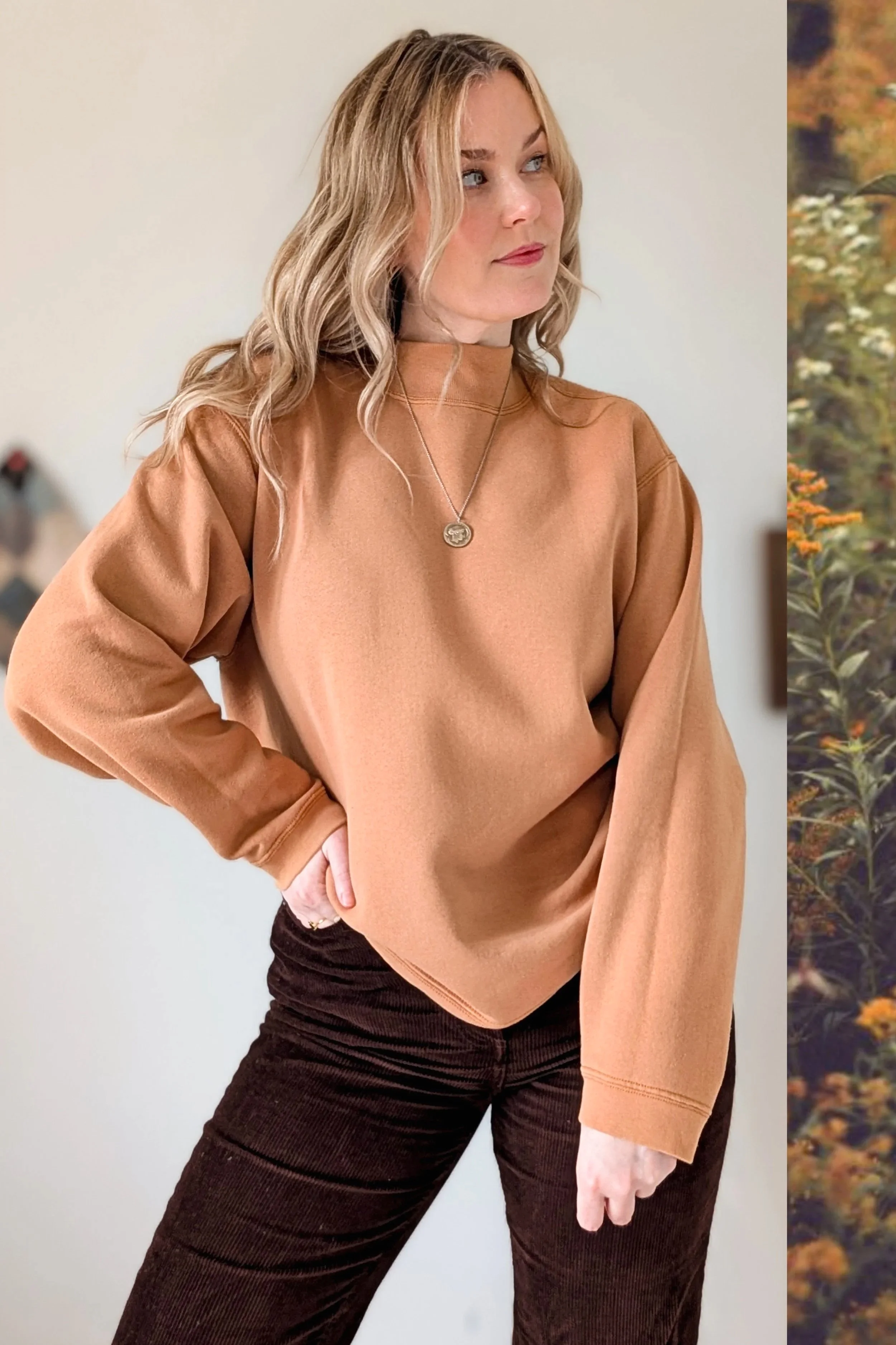90s Ochre Relaxed Fit Mock Neck Sweatshirt