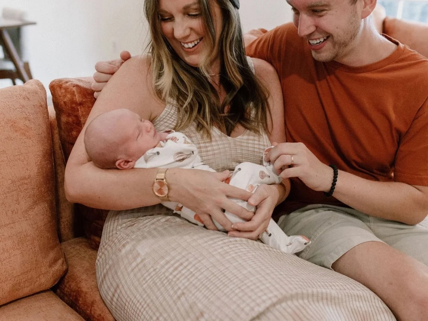 I have had so many newborn photo sessions this week, and I&rsquo;m waiting on two mamas to go into labor for birth photos and fresh 48s! My heart is overflowing - I LOVE babies so much!!

Moving from a busy family photo season into the season of newb