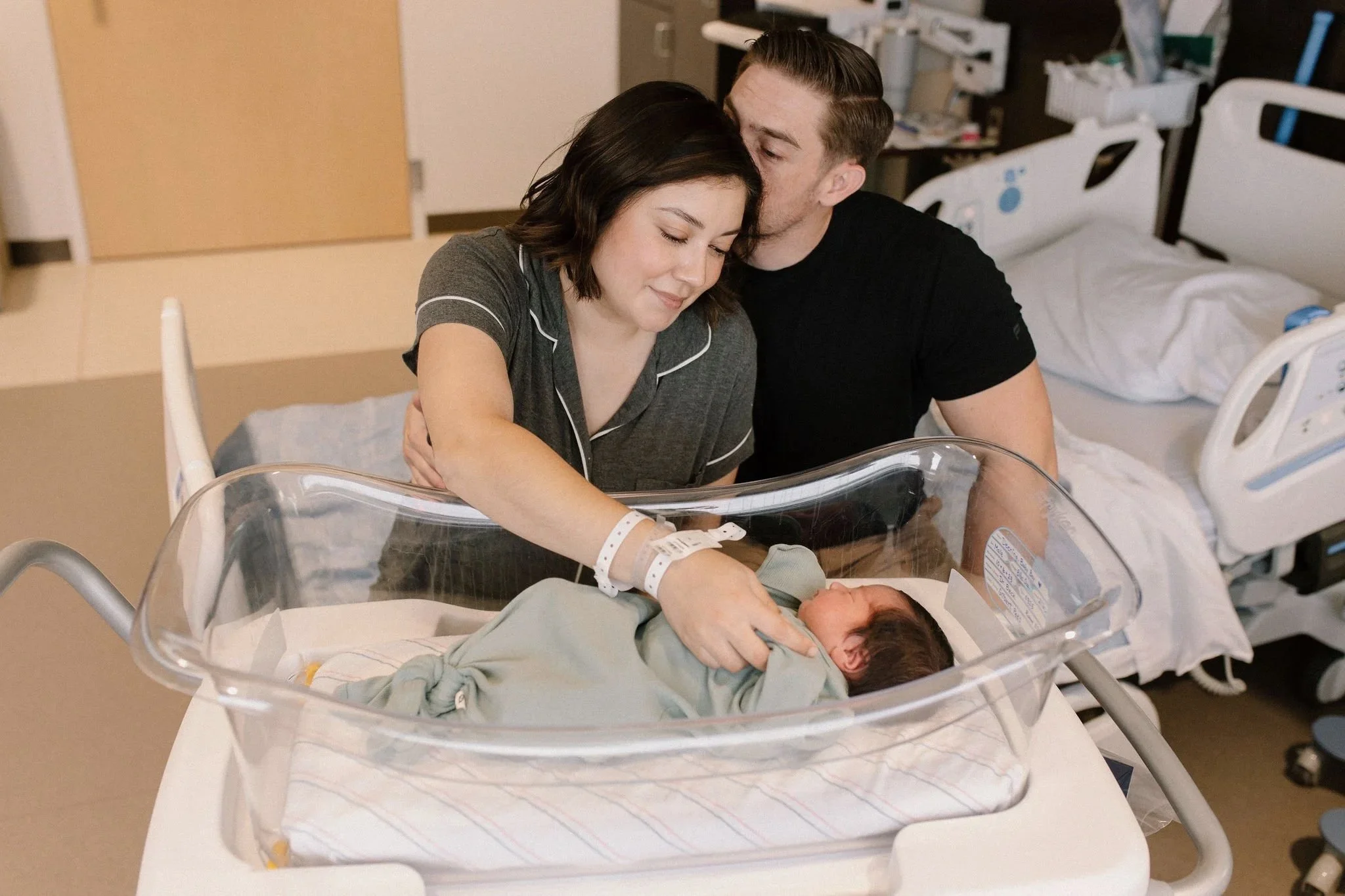 Mesa Fresh 48 Photographer | Sweet Newborn Hospital Photos in Arizona
