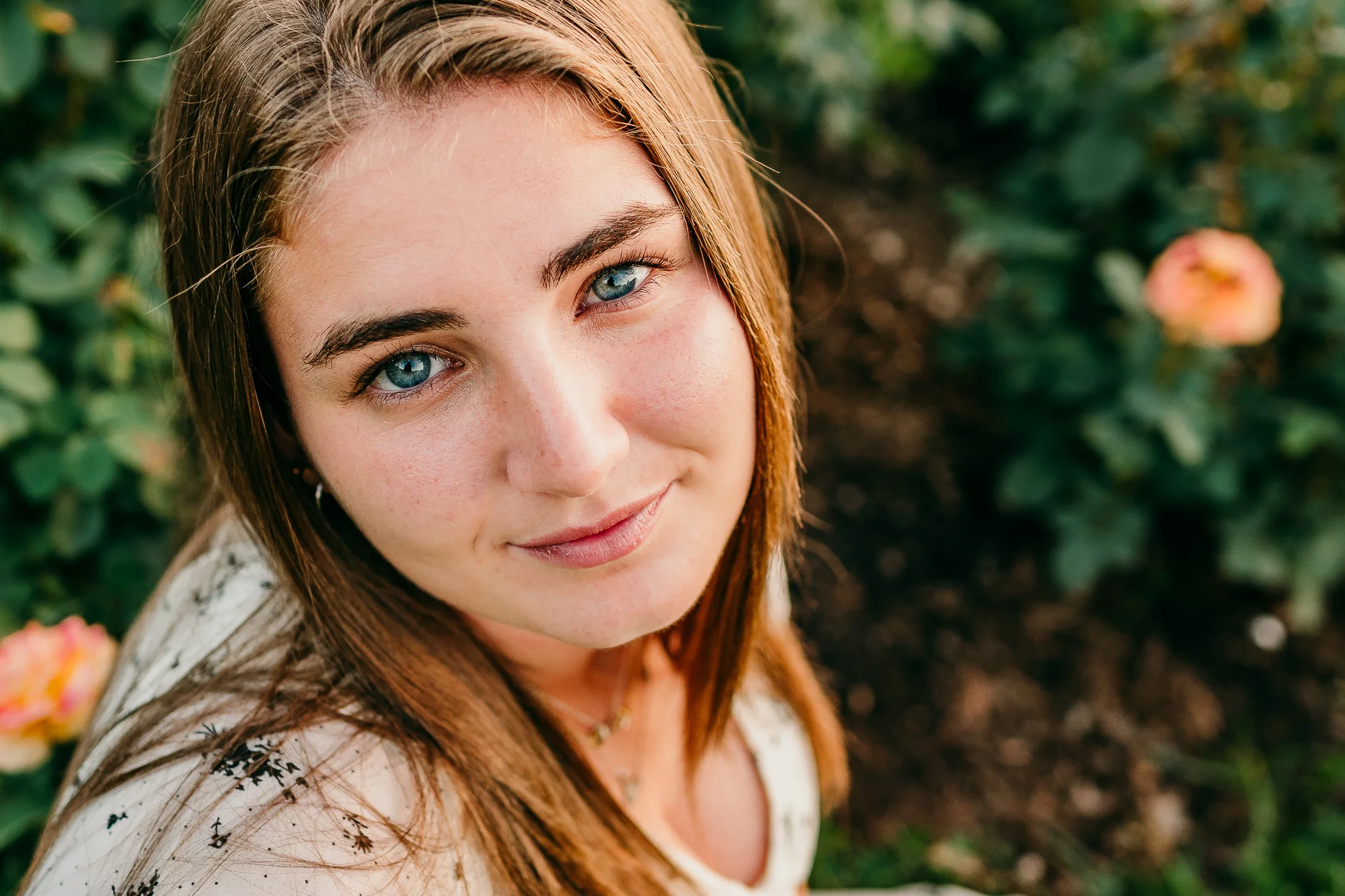 Megan || Senior Session || Lyndale Park Rose Garden || Minneapolis, Minnesota