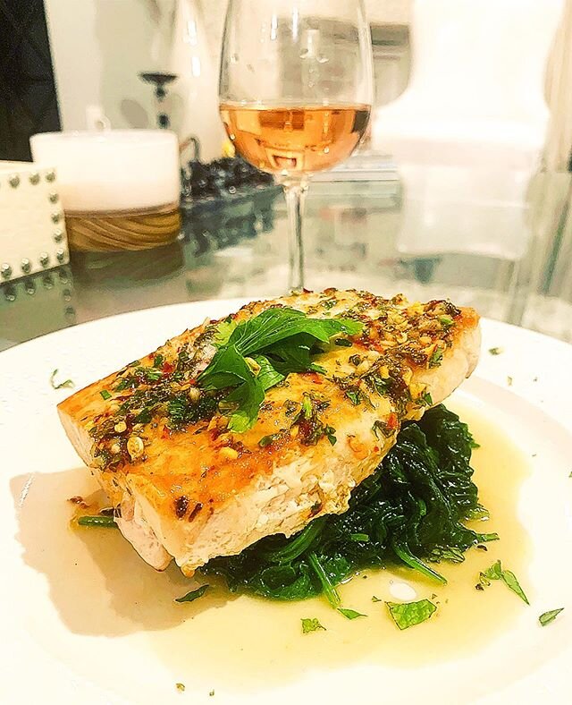 Swordfish with Cilantro-Chile Vinaigrette ~ smoky version of charmoula, a Moroccan herb sauce &amp; one of my go to recipes. You can do this with any fish you like.🐠🐟🐡
.
.
.

2 swordfish steaks (1/2 inch thick) 2 tablespoons extra-virgin olive oil