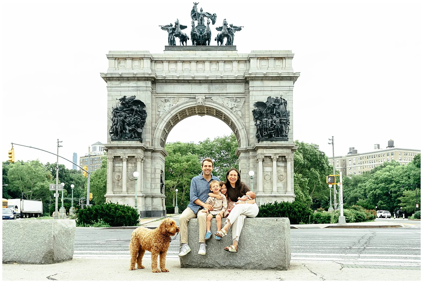 007_kids-playing-grand-army-plaza-family-session-07.jpg