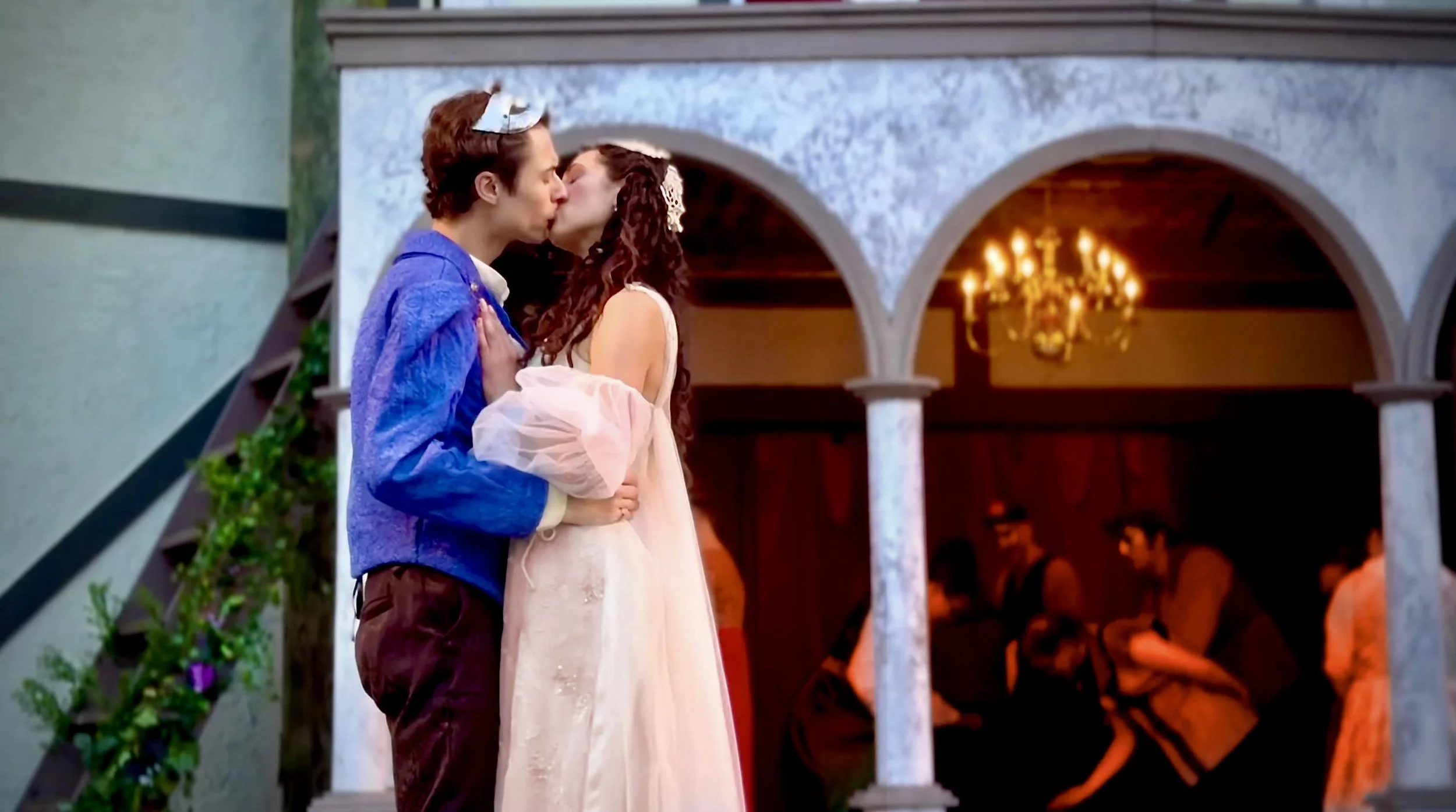 R&K Kiss.jpg