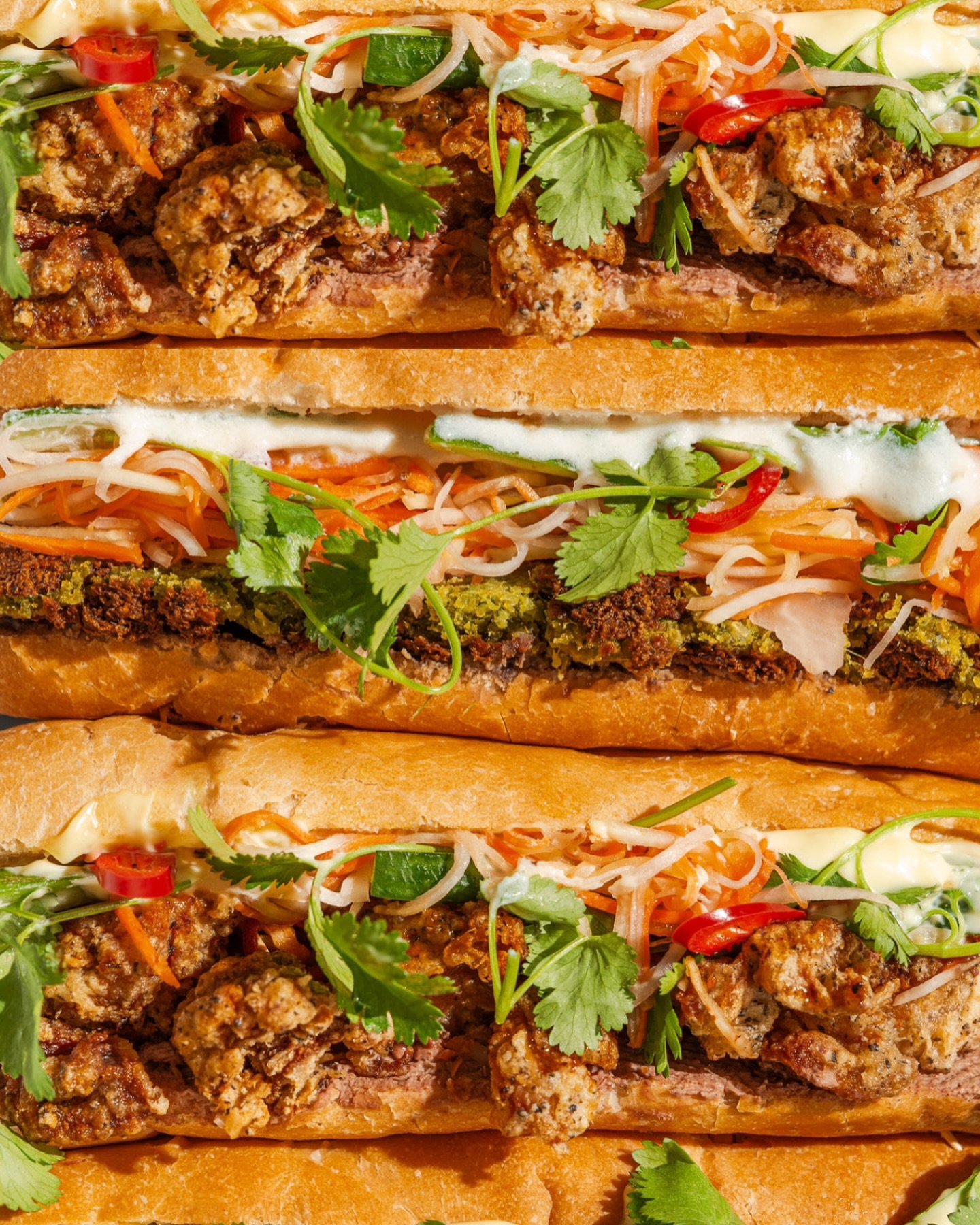 Want an elite back to school lunch? Bánh mì is it! 
:
:
:
#samesamebutdifferent #vịtbéo #torontorestaurant #torontofood #bloorcourt #vietnamesefood #torontofoodies #sandwhich #bánhmì #foodanddrink #discovertoronto #