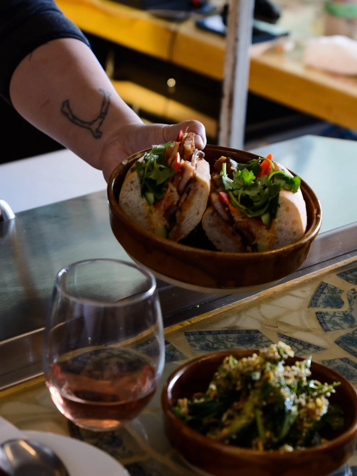 Lunch or dinner - we&rsquo;ve got you. Grab a bite, a drink, and maybe even some dessert ;) 

#samesamebutdifferent #torontorestaurant #vietnamesefood #torontofoodies #foodiesto
