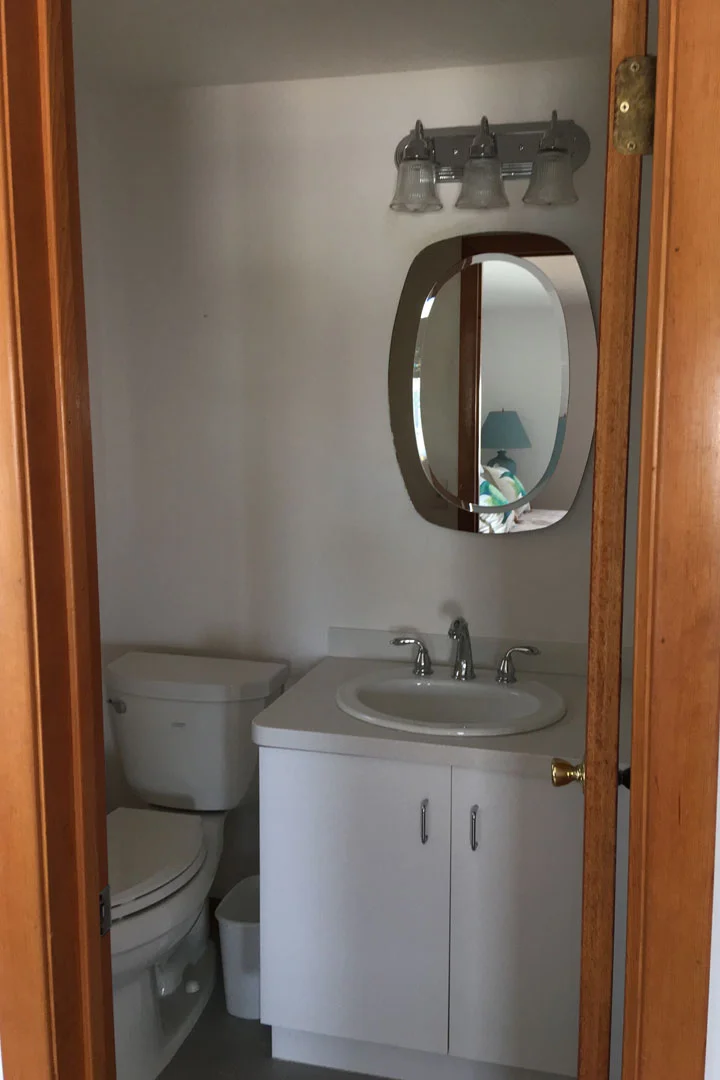 before-bathroom.jpg