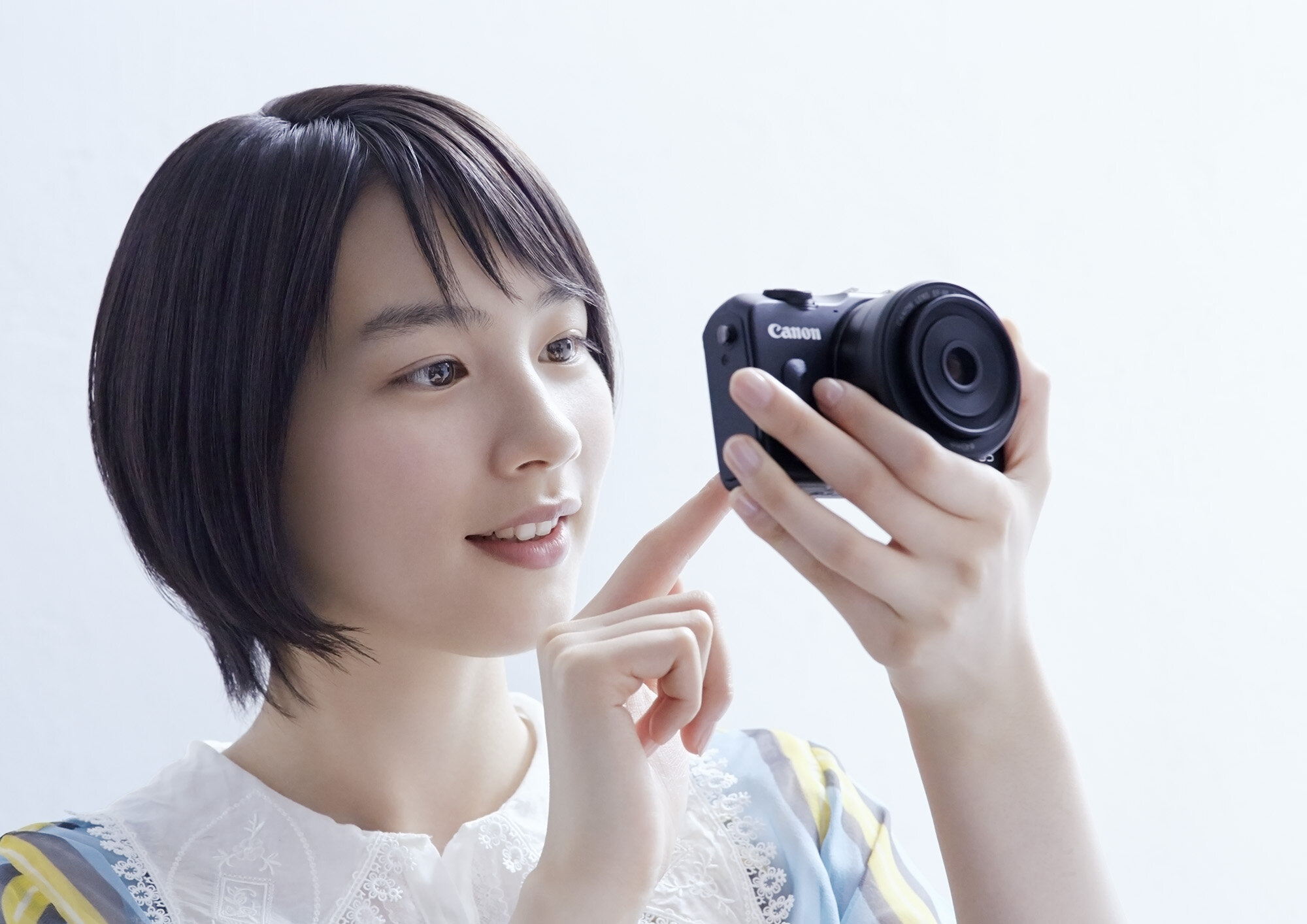 HiguchiKenichi_81_Canon_M2_01.jpg
