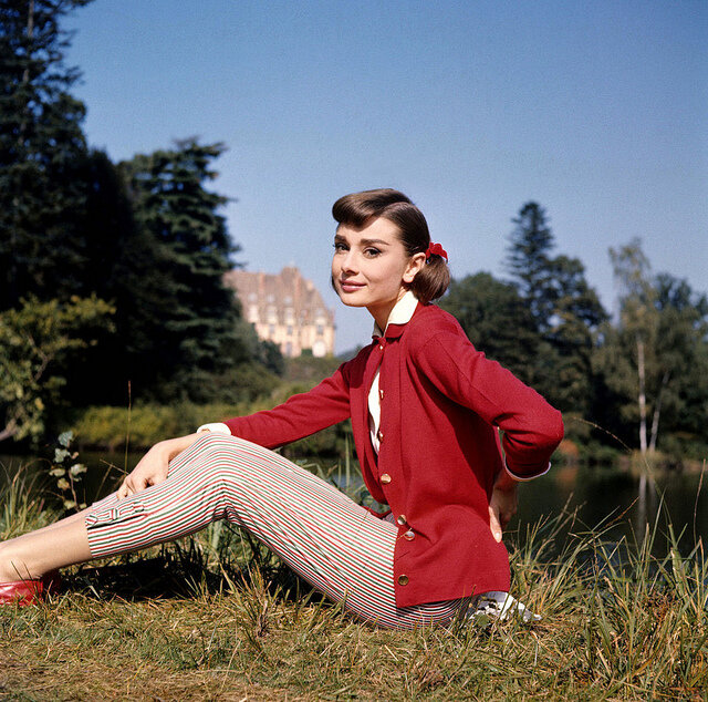 Hailey Feldman - Dress Like Audrey Hepburn
