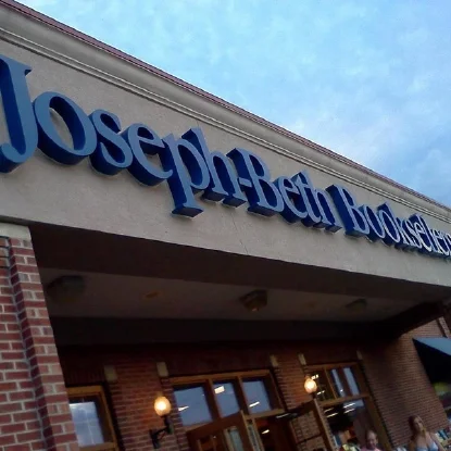 Joseph-Beth Booksellers: YA Fantasy with Shelby Mahurin