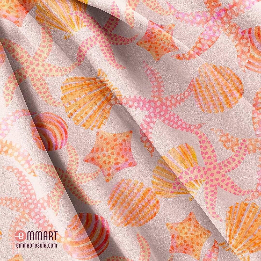 I created the Coastal Vibe collection on my Spoonflower shop, where you can find larger sizes and color variations of my Spoonflower challenge submission Seashore Treasure-A trip to the beach. You still have time to vote until March 26. They are suit