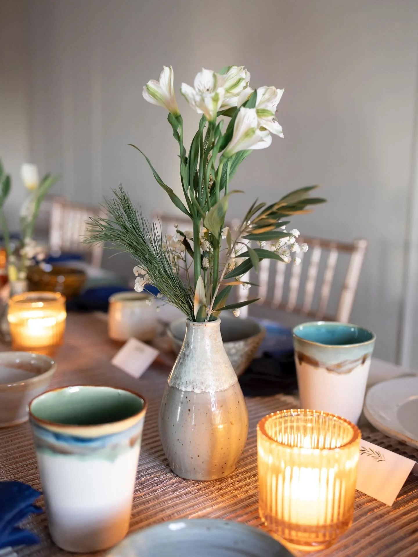 Bringing DIY to the next level for Kevin &amp; Matthew&rsquo;s wedding, Matthew&rsquo;s mother made ALL of the ceramics for their intimate dinner party&mdash; plates, bowls, cups, and vases. So much talent and so sweet.