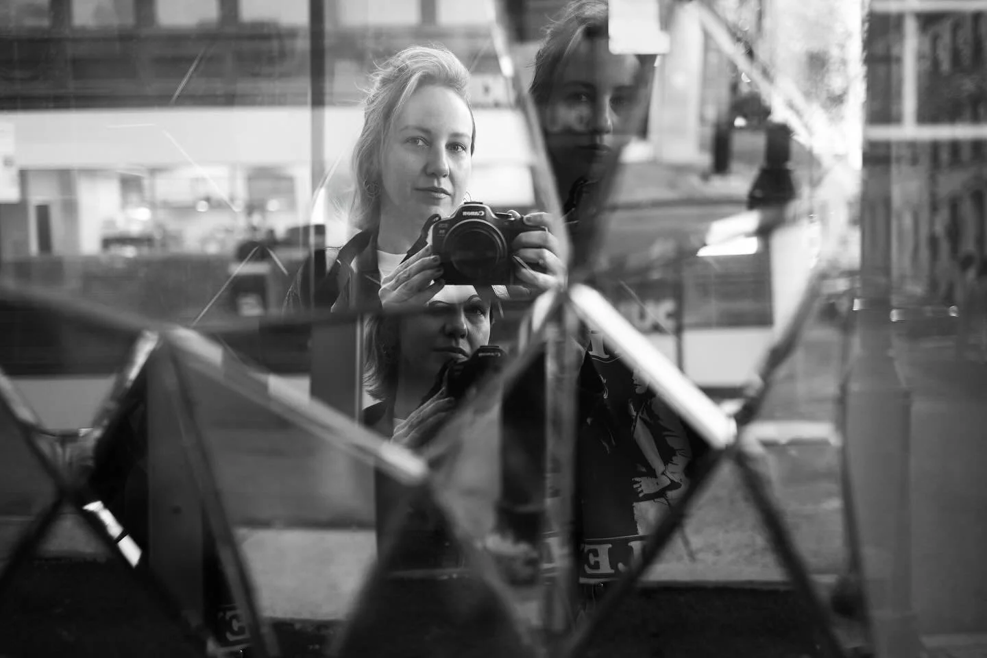 Happy 2026! I had a busy start to the year&ndash; the holidays followed by a trip to Berlin with my photography students. So busy that I didn&rsquo;t have a chance to thank my couples and fellow vendors for all the support in 2025.

I am an event pho