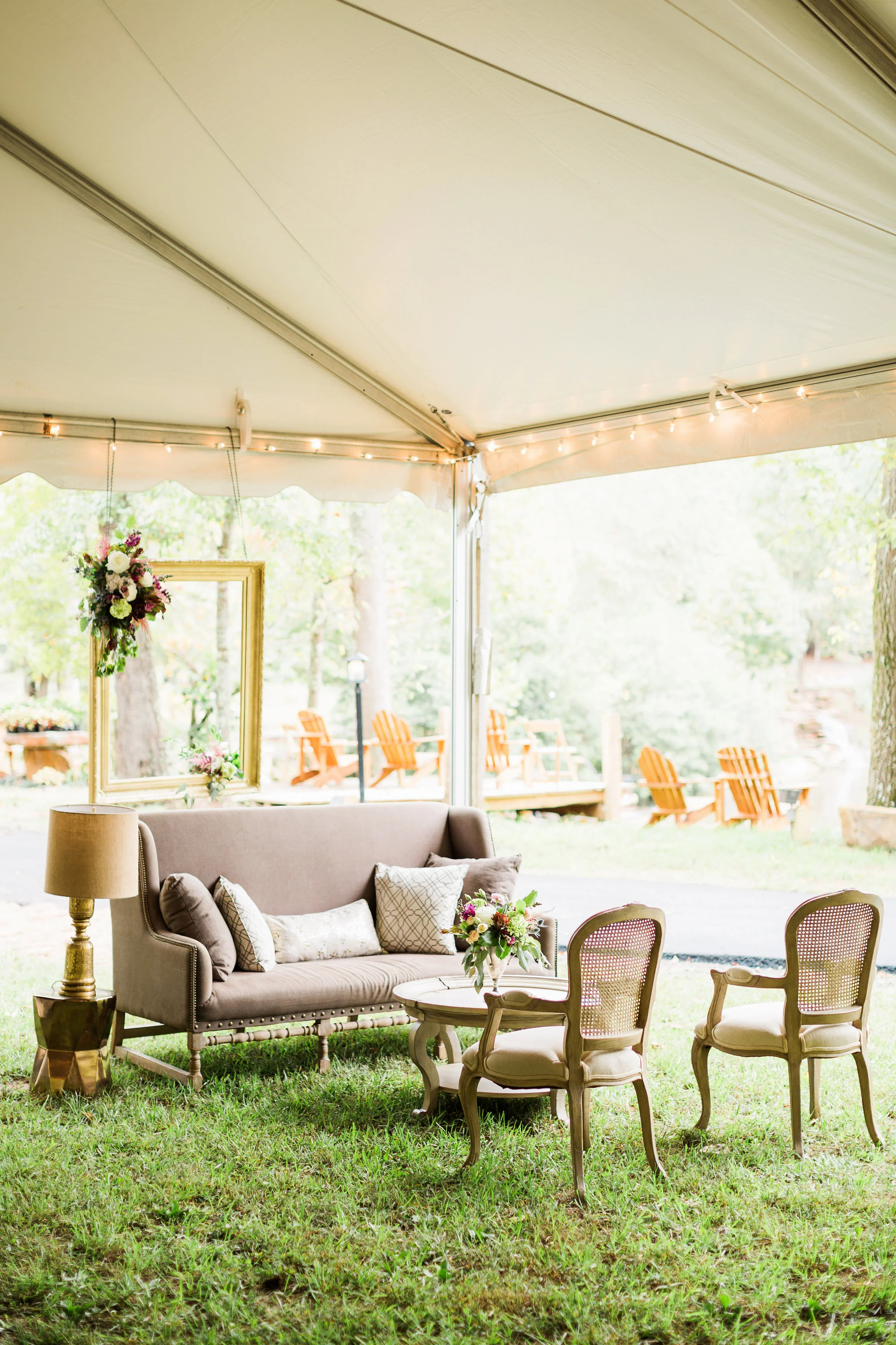 Photography: Rustic White Photography